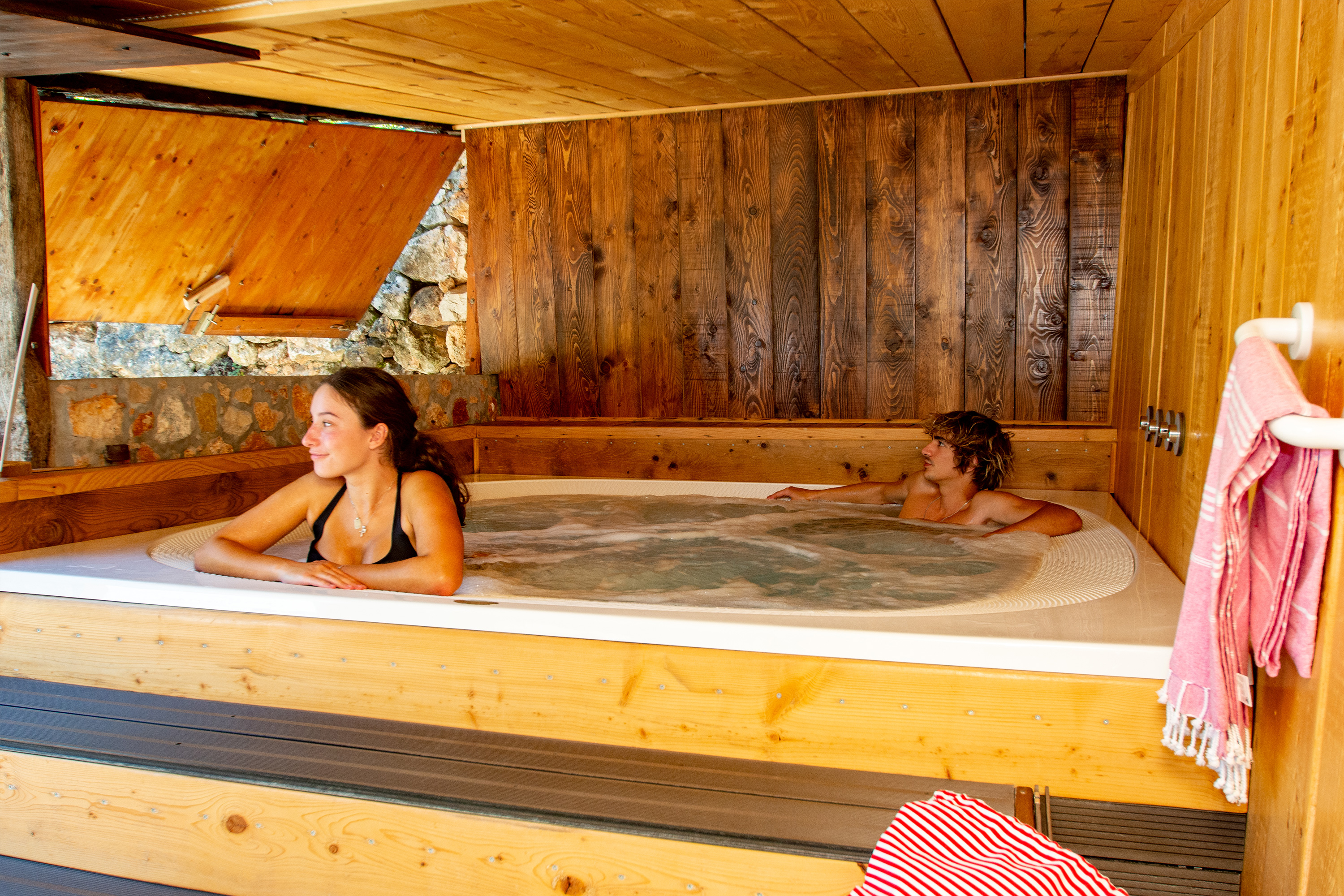 Bain à remous - Camping de l'Aigle