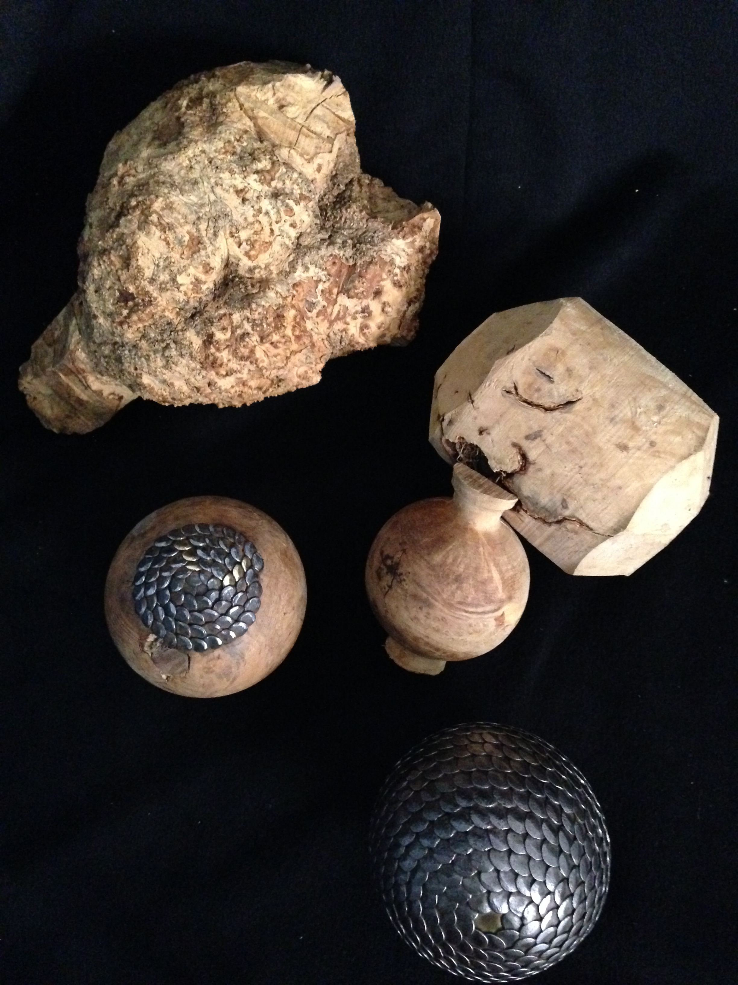 D'un bout de bois à une boule cloutée - Musée des tourneurs sur bois