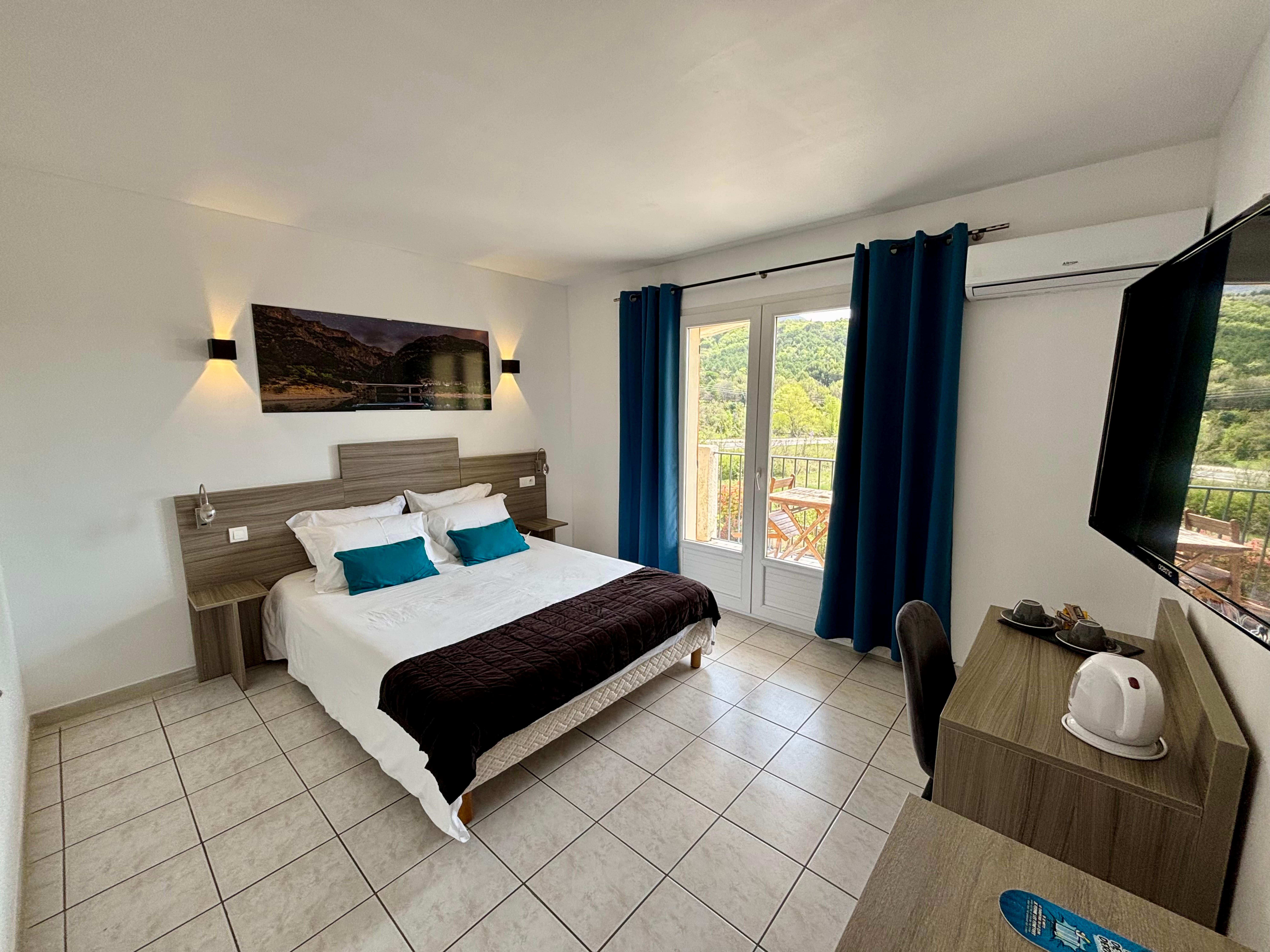 Chambre rez-de-chaussée - Hôtel - Spa - Restaurant L'Ermitage