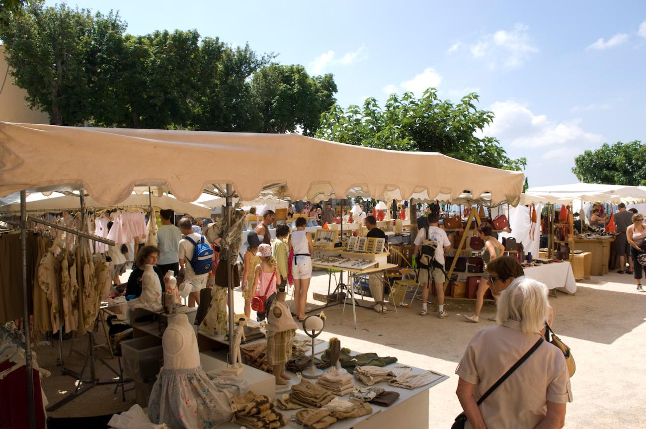 Marché artisanal - Marché artisanal