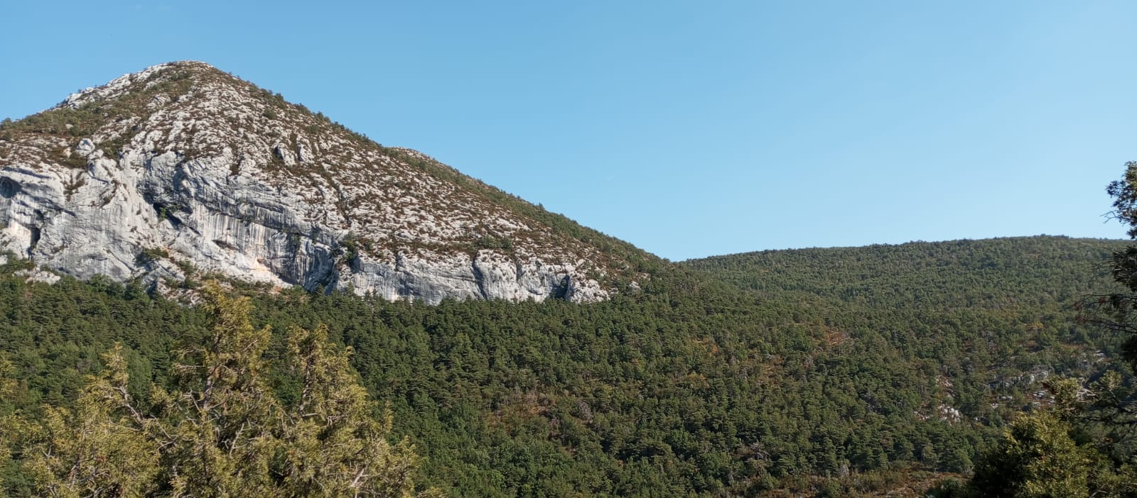 Vue sur la montagne - Tour de Breis