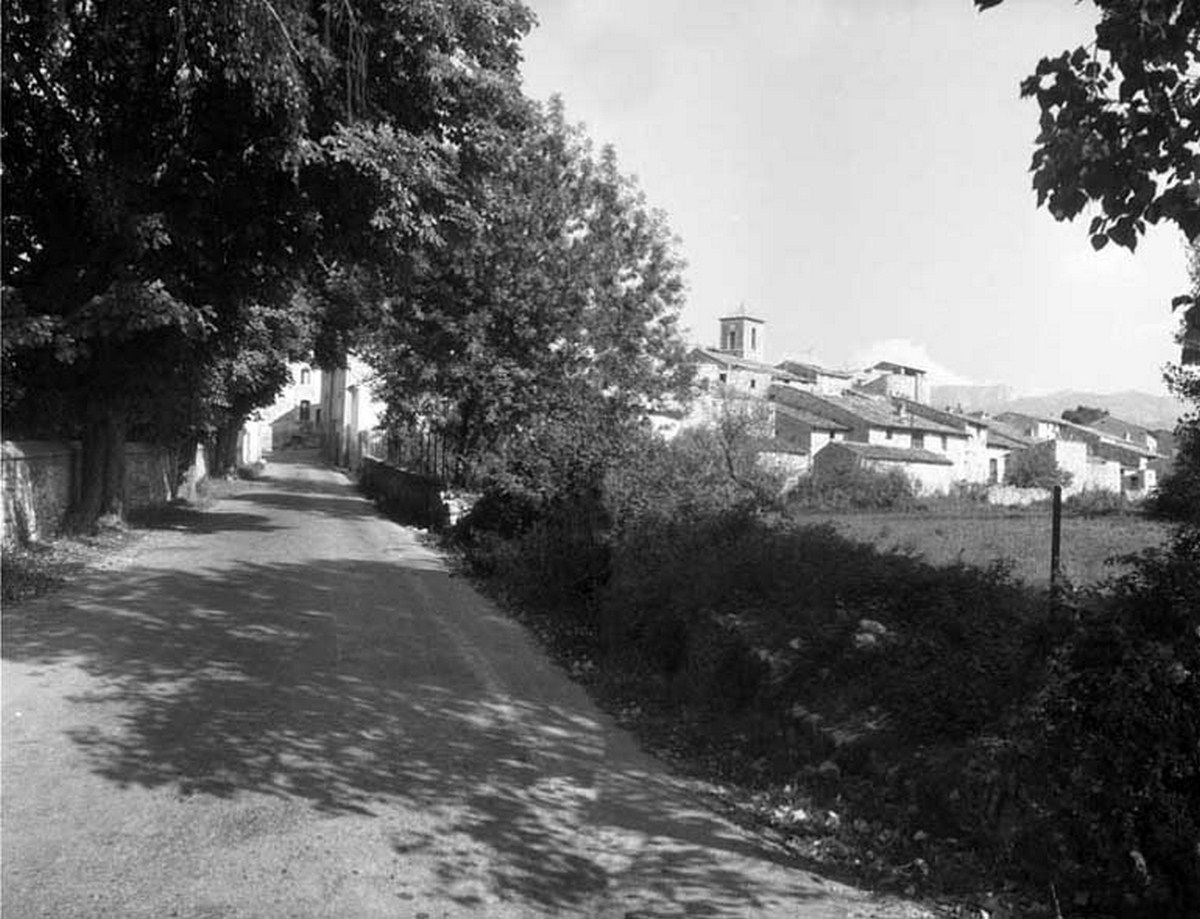 Entrée de l'ancien village - Exposition