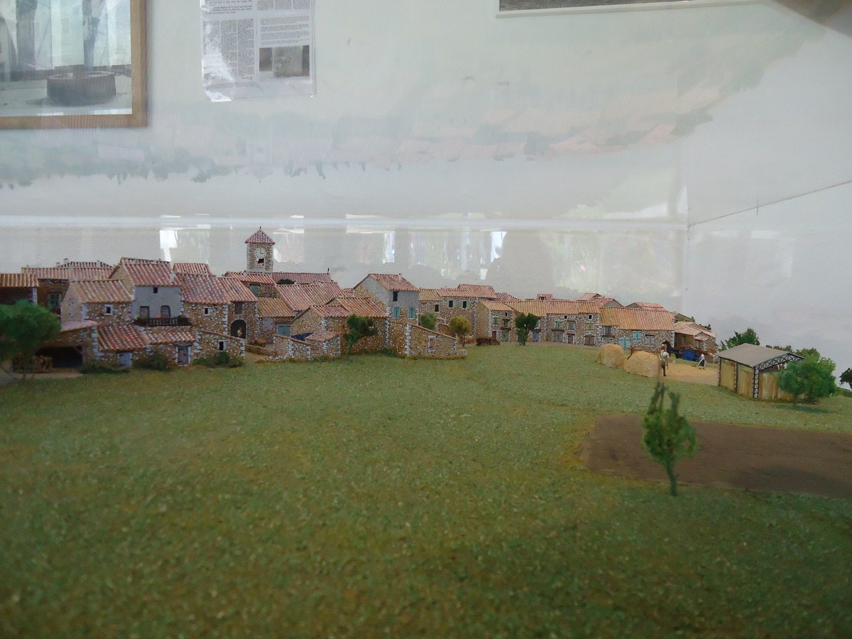 Village des Salles - Exposition