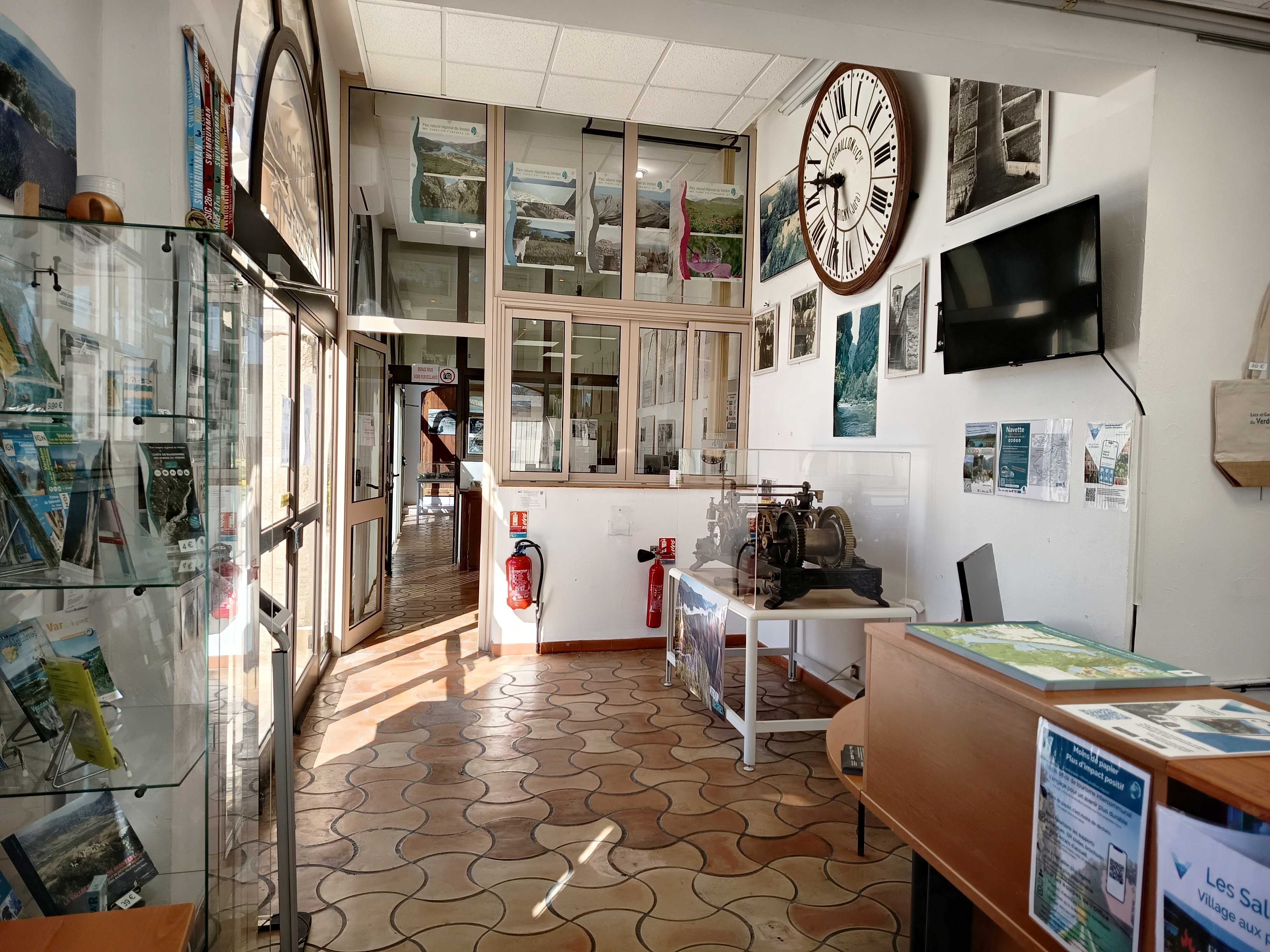 Intérieur - Les Salles-sur-Verdon Tourisme_Les Salles-sur-Verdon