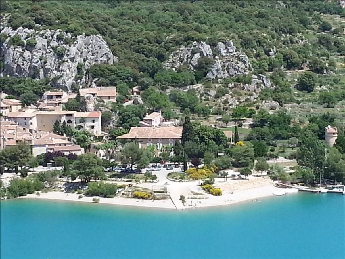 Vue du village - Le château