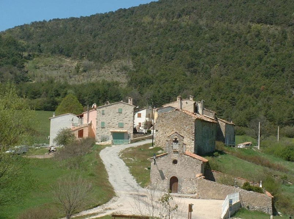 Vue générale - Hameau du Plan d'Anelle