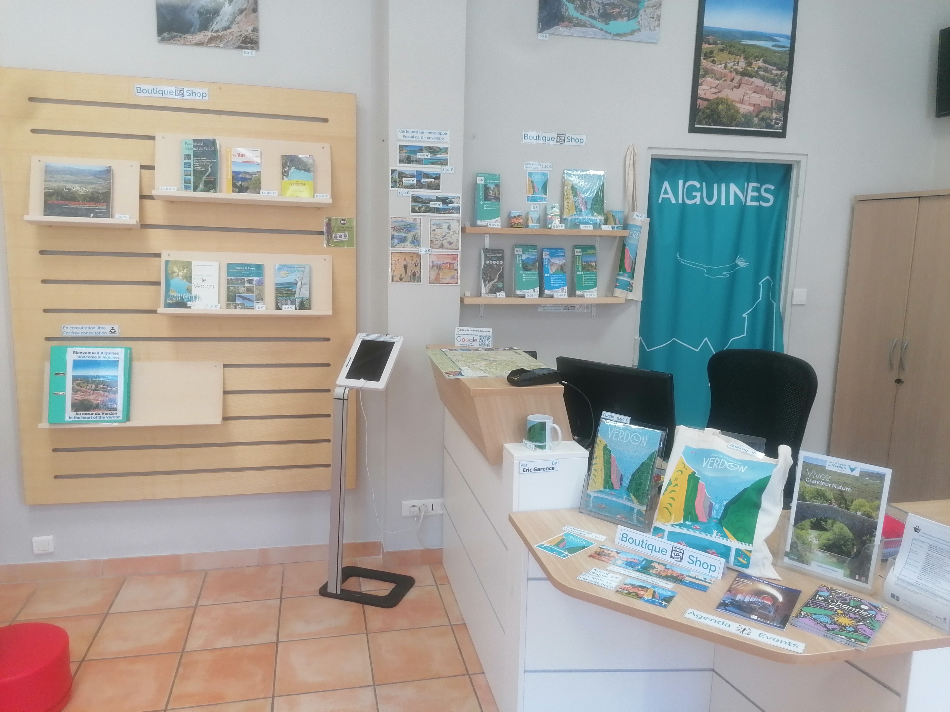 Coin boutique - Bureau d'Information Touristique d'Aiguines