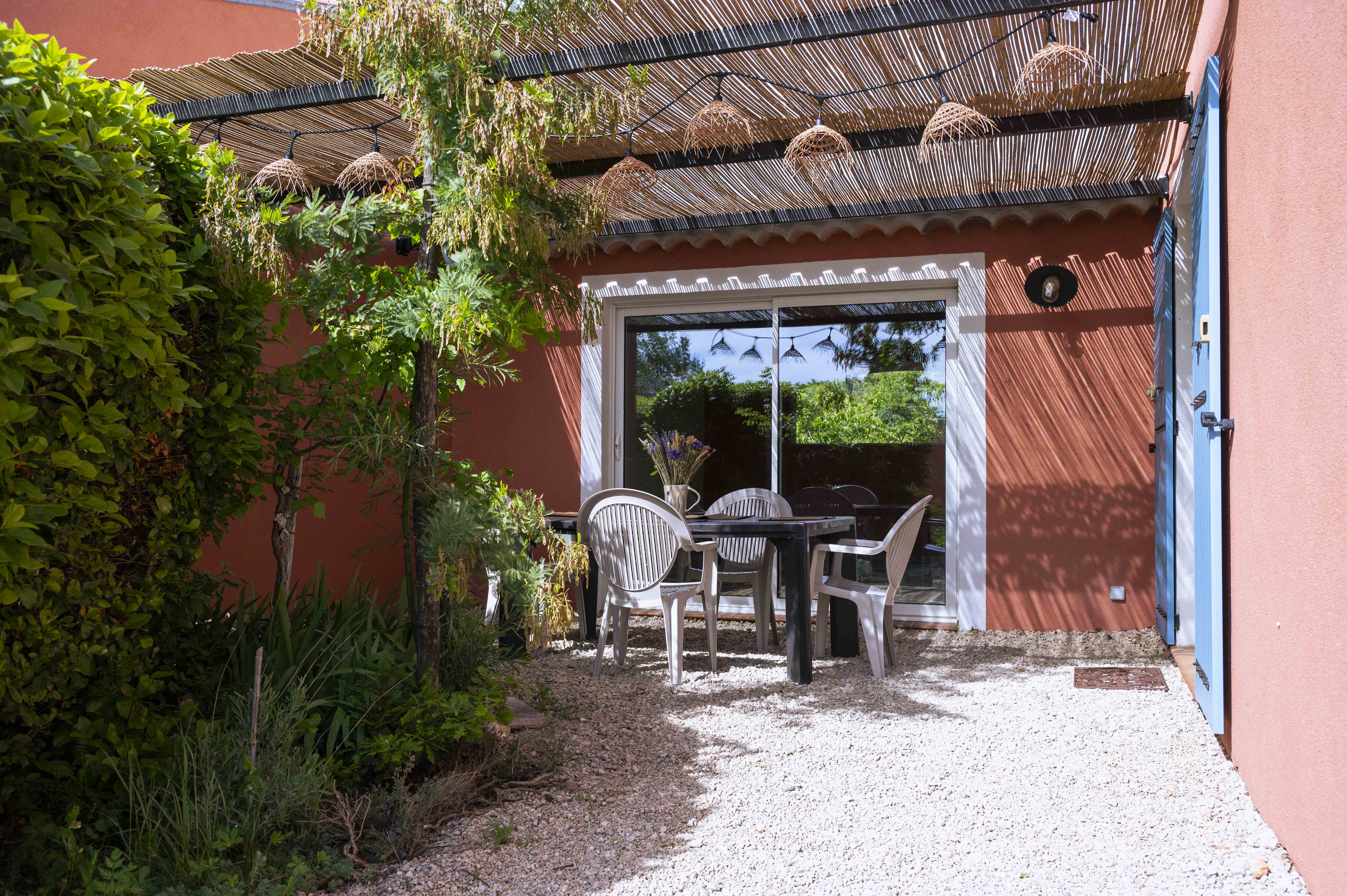 Terrasse - Le Mas de l'Aven - Les Amandiers_Aups