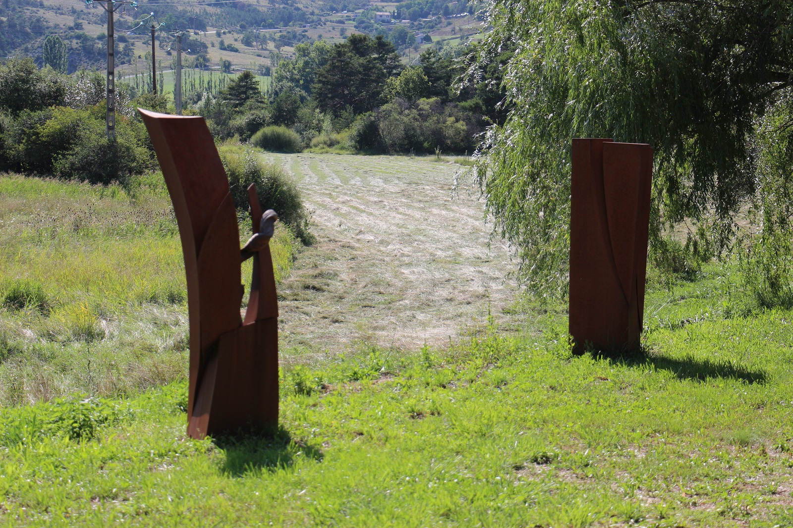 Duo sculptures extérieur - Atelier du Chien qui Tousse