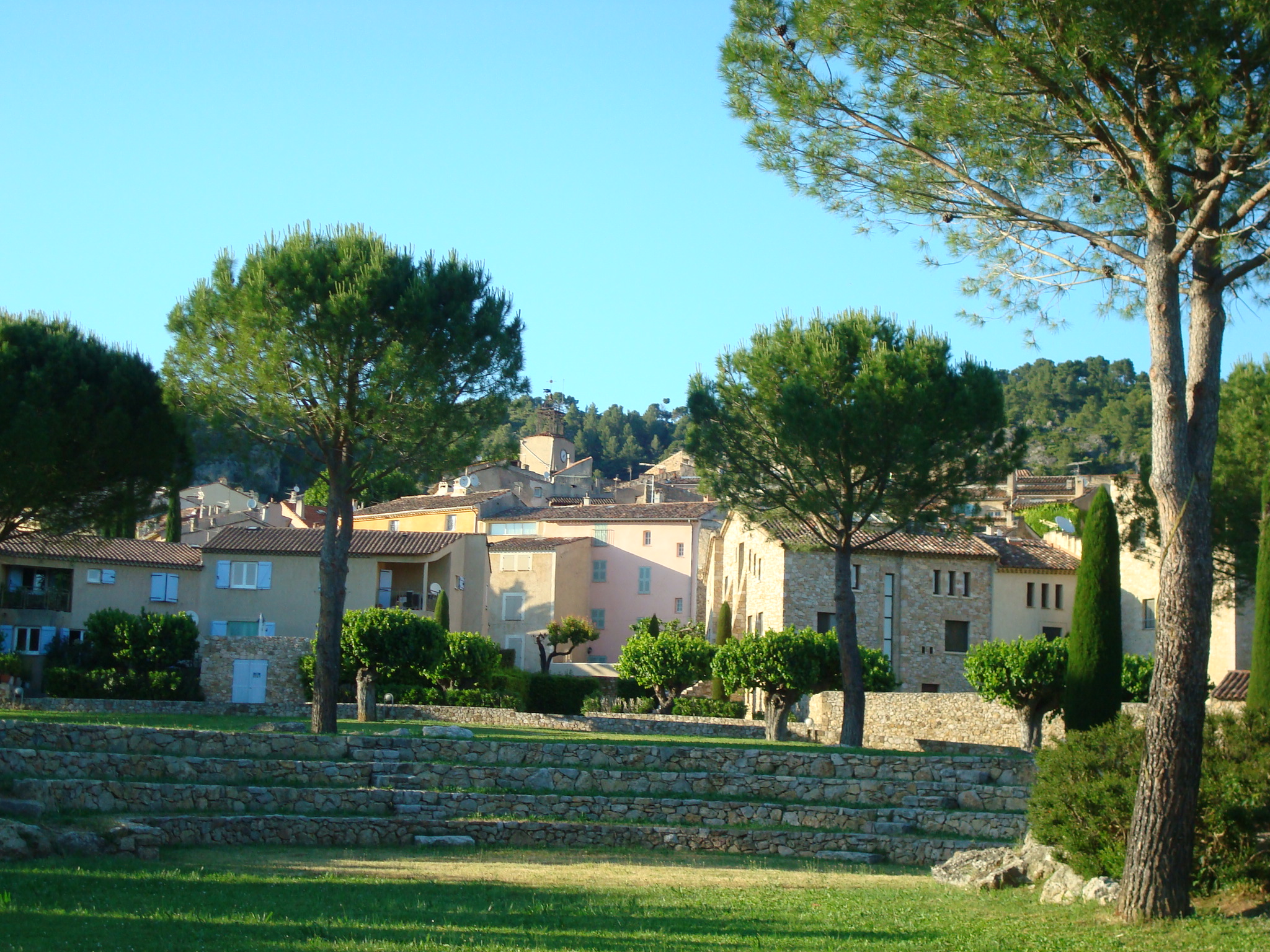 théâtre de verdure - Vieux village Villecroze