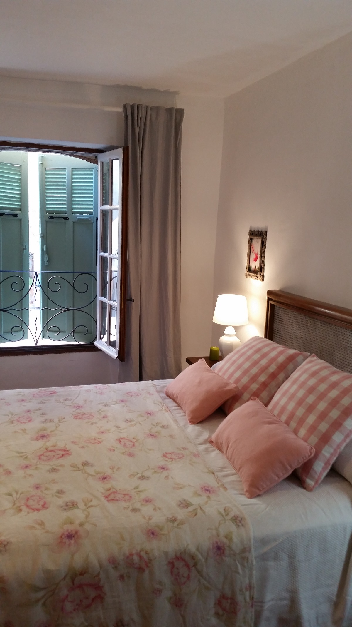 chambre rose - Ana's Guest House