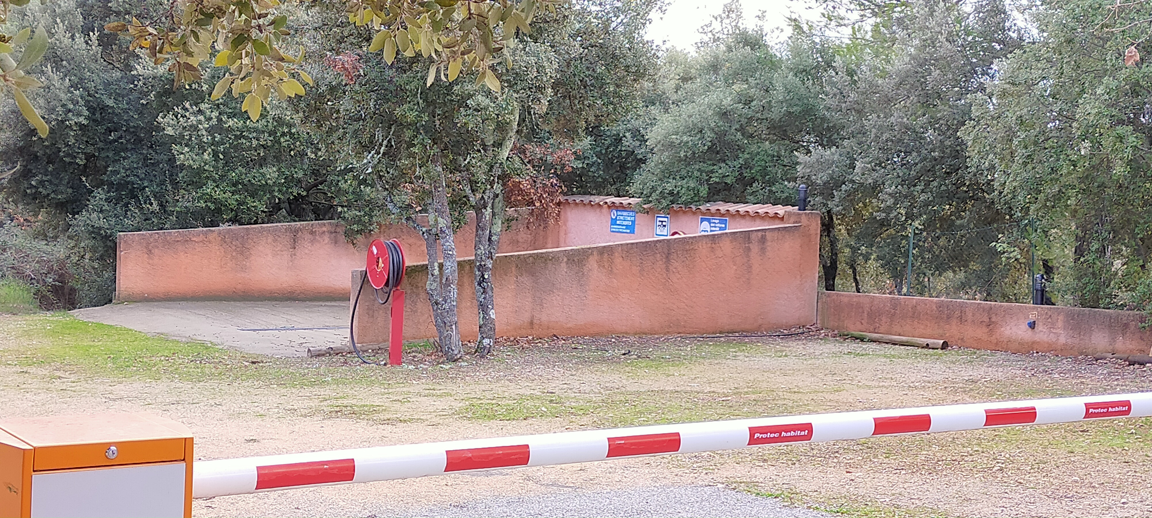 Aire de service - Homair Vacance Régusse