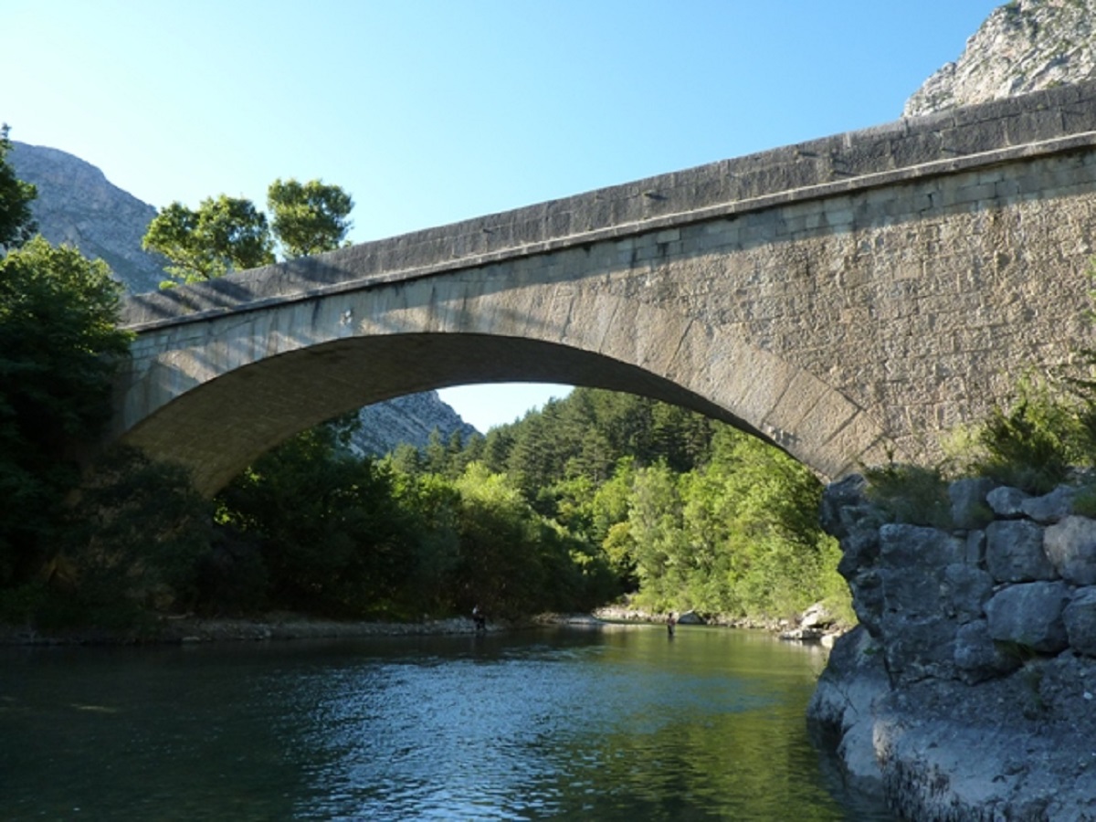 Vue depuis le bord du Verdon - Pont de Soleils