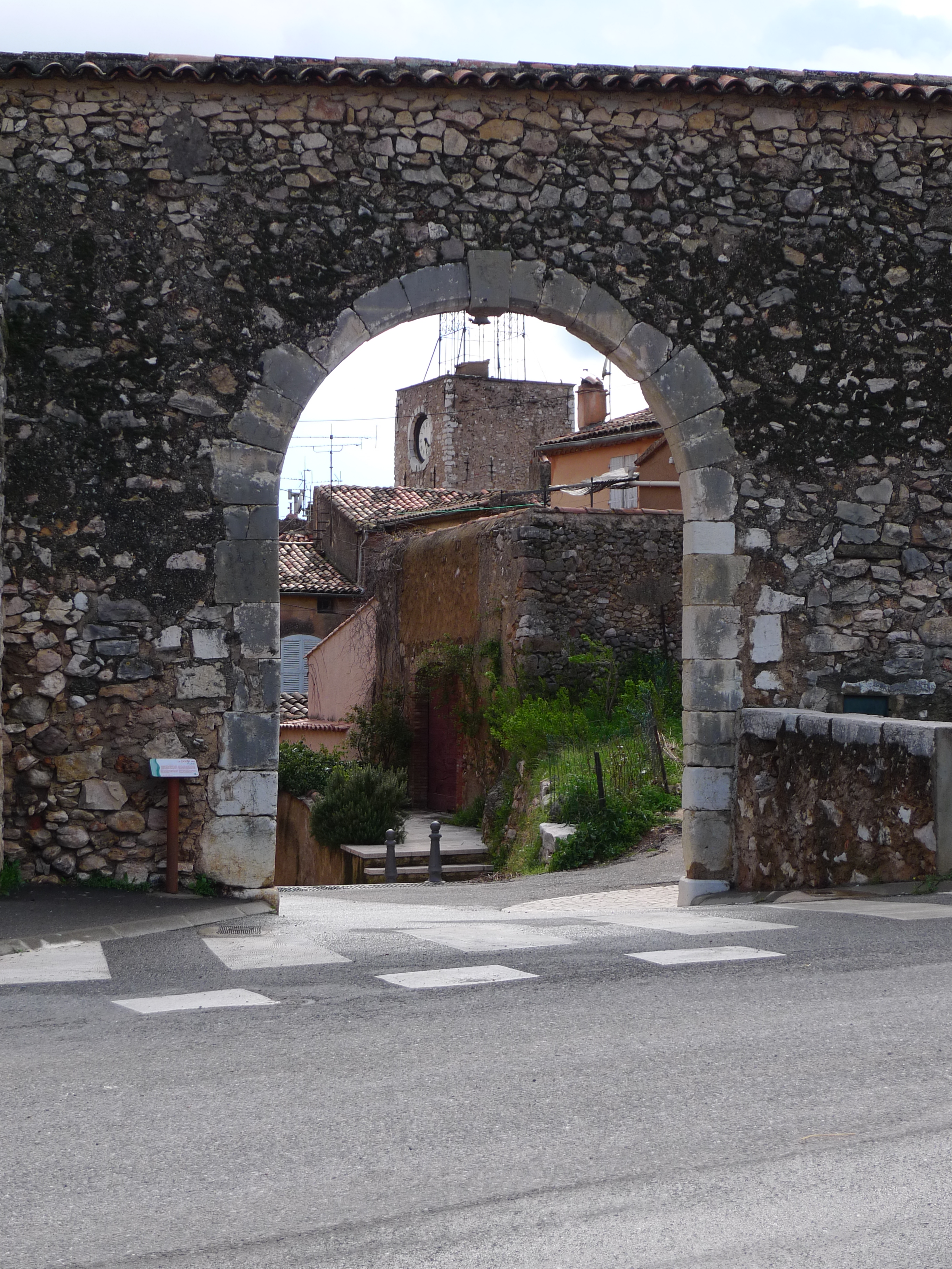 Vue de face - Porte des Aires