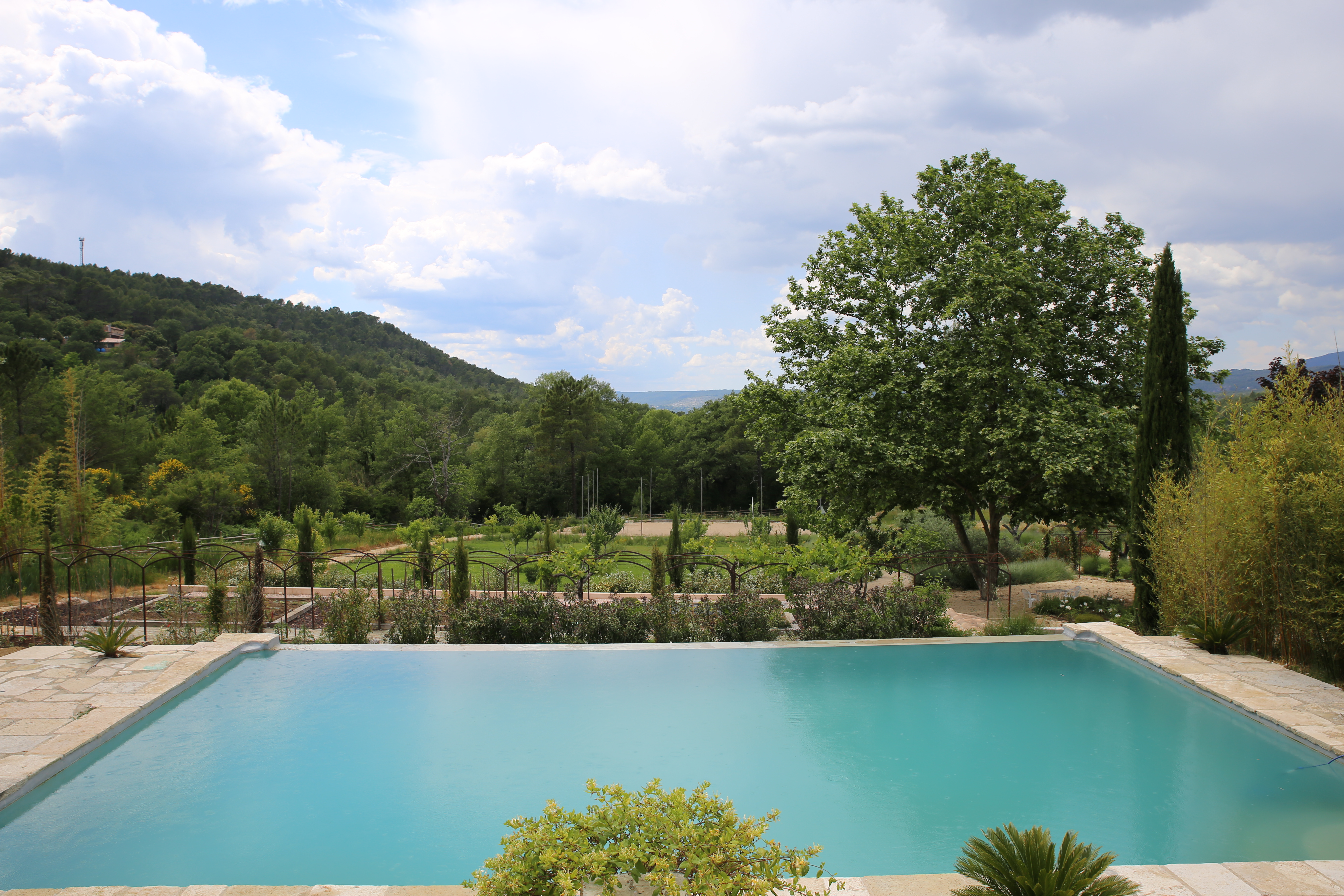 Piscine - Domaine des Sanguinèdes