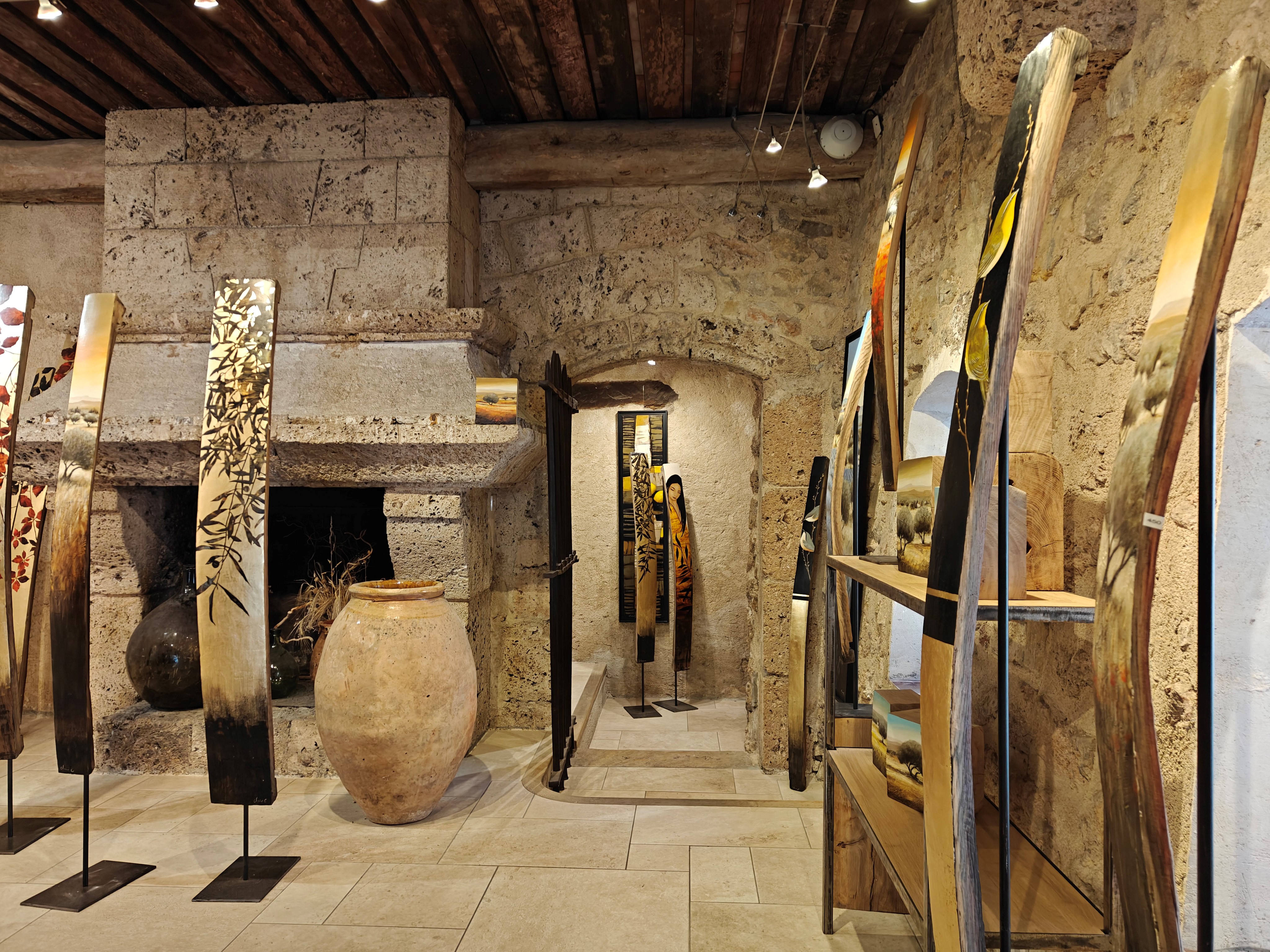 Atelier - Galerie Claire O - Atelier - Galerie Claire O._Tourtour