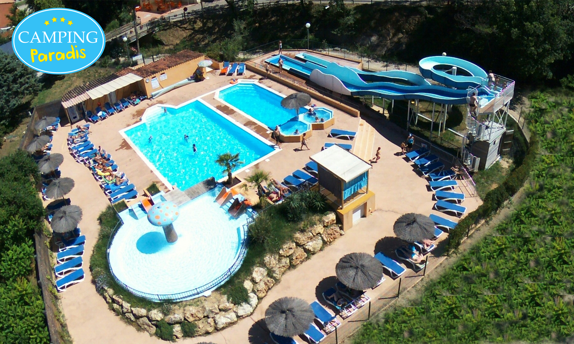 Parc aquatique vue du ciel - Camping Paradis Le Ruou