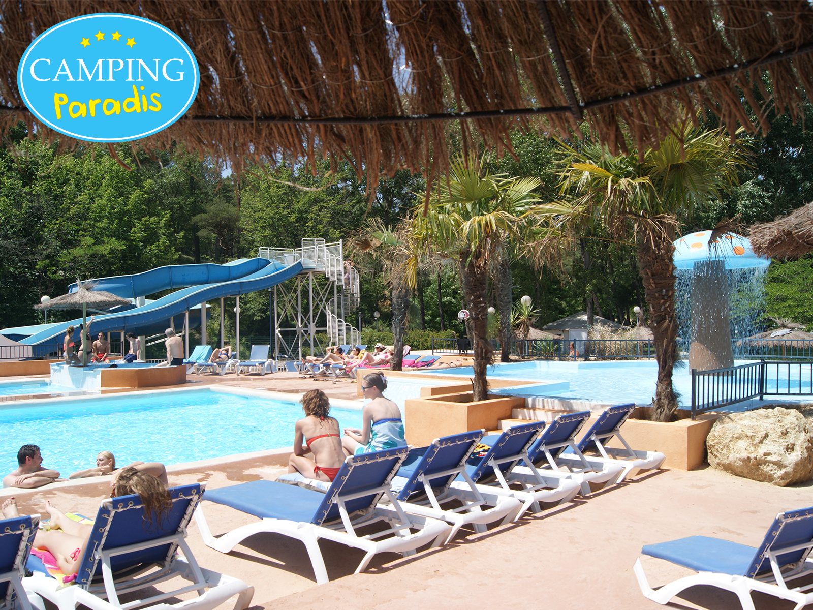 Tobogan Parc aquatique - Camping Paradis Le Ruou