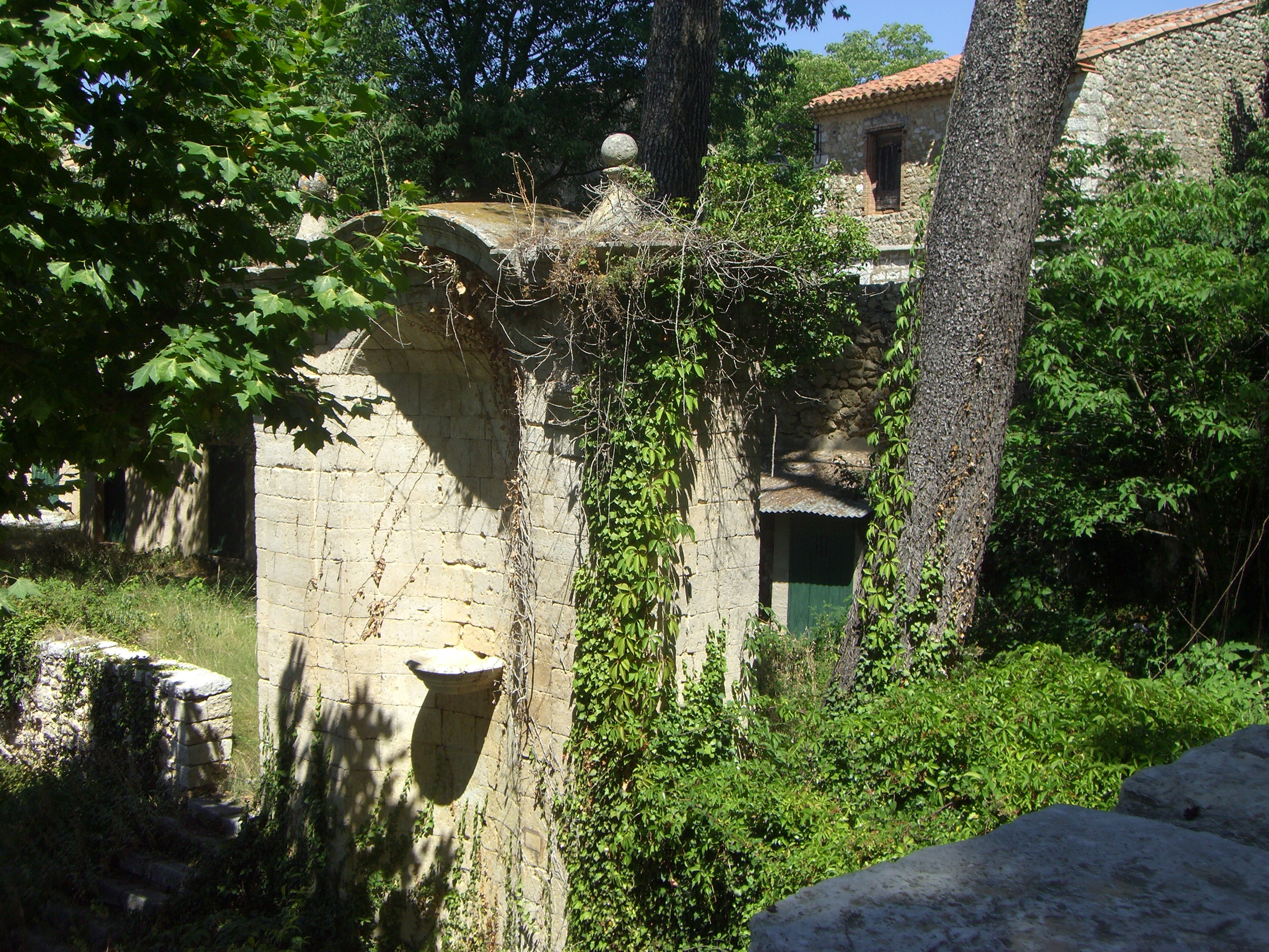 Vue du jardin - Fontaine du grand jardin