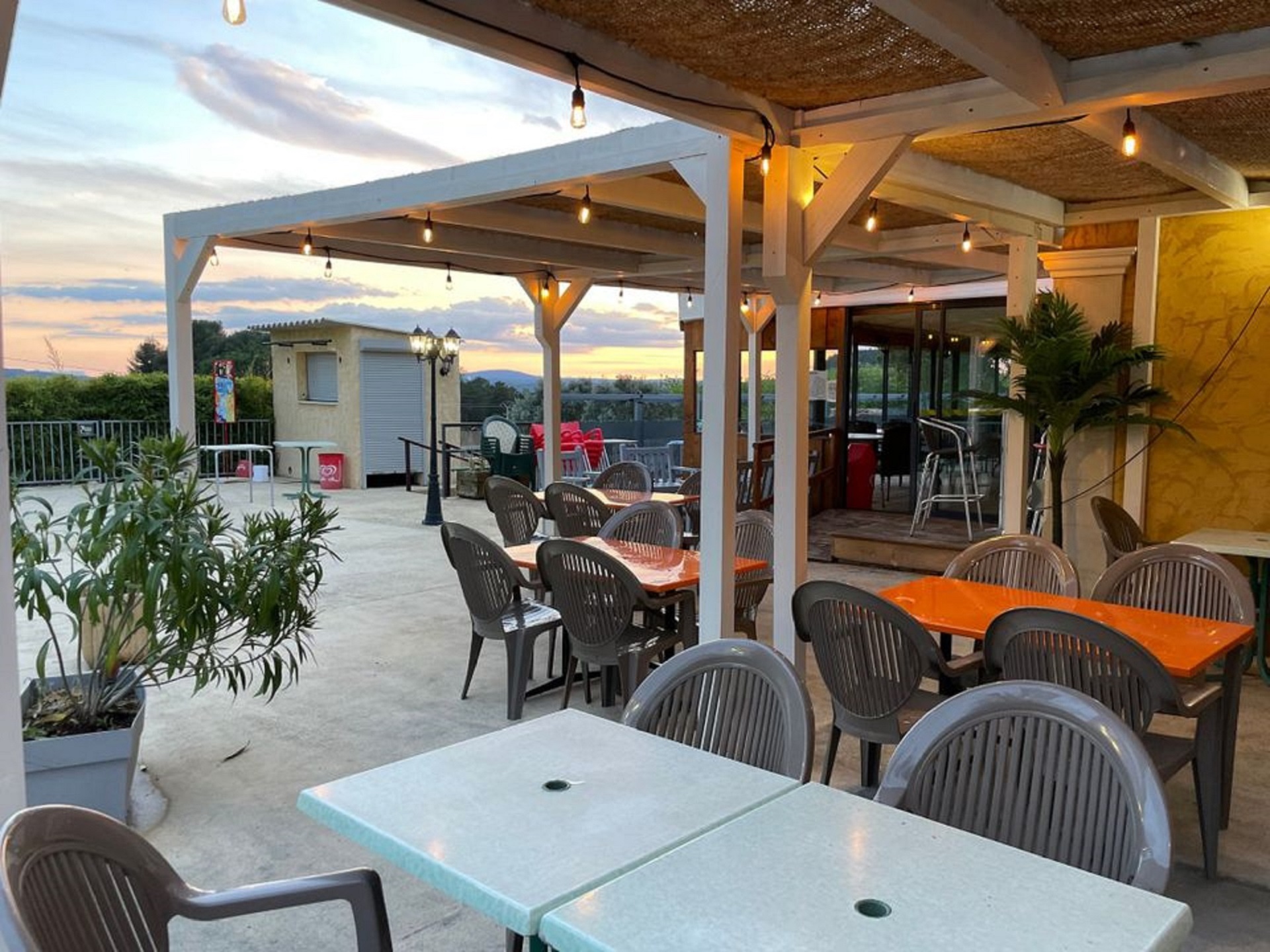 Restaurant - Camping L'Emeraude du Verdon (anciennement Saint Lazare)_Aups