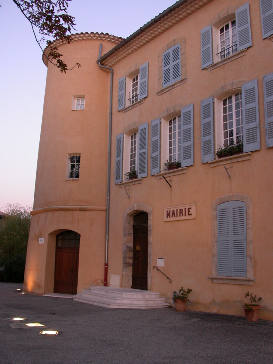 Mairie - Château Communal