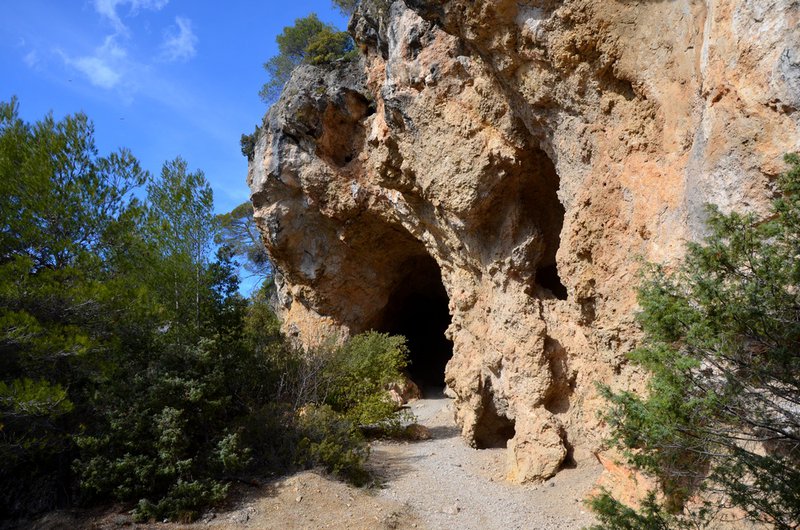 Les grottes - aups