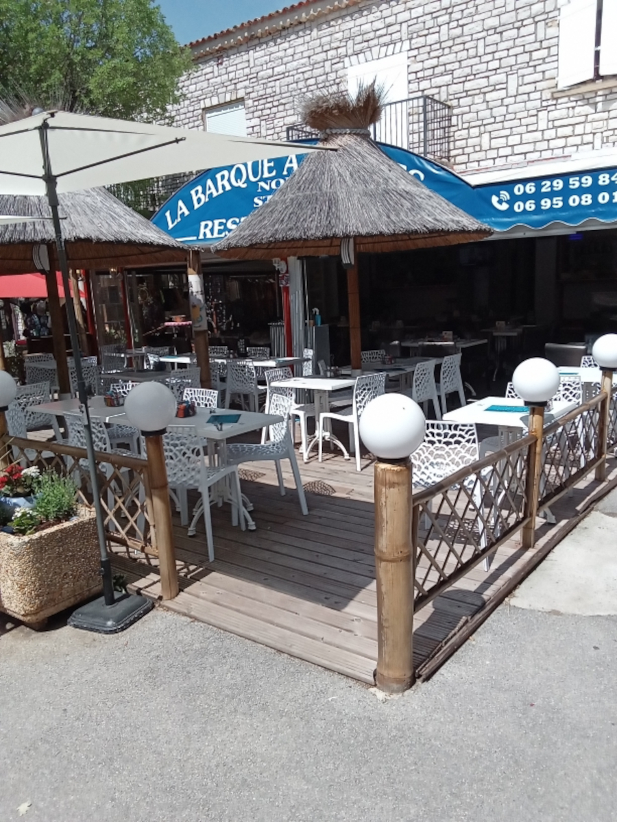Entrée terrasse - Chez nous