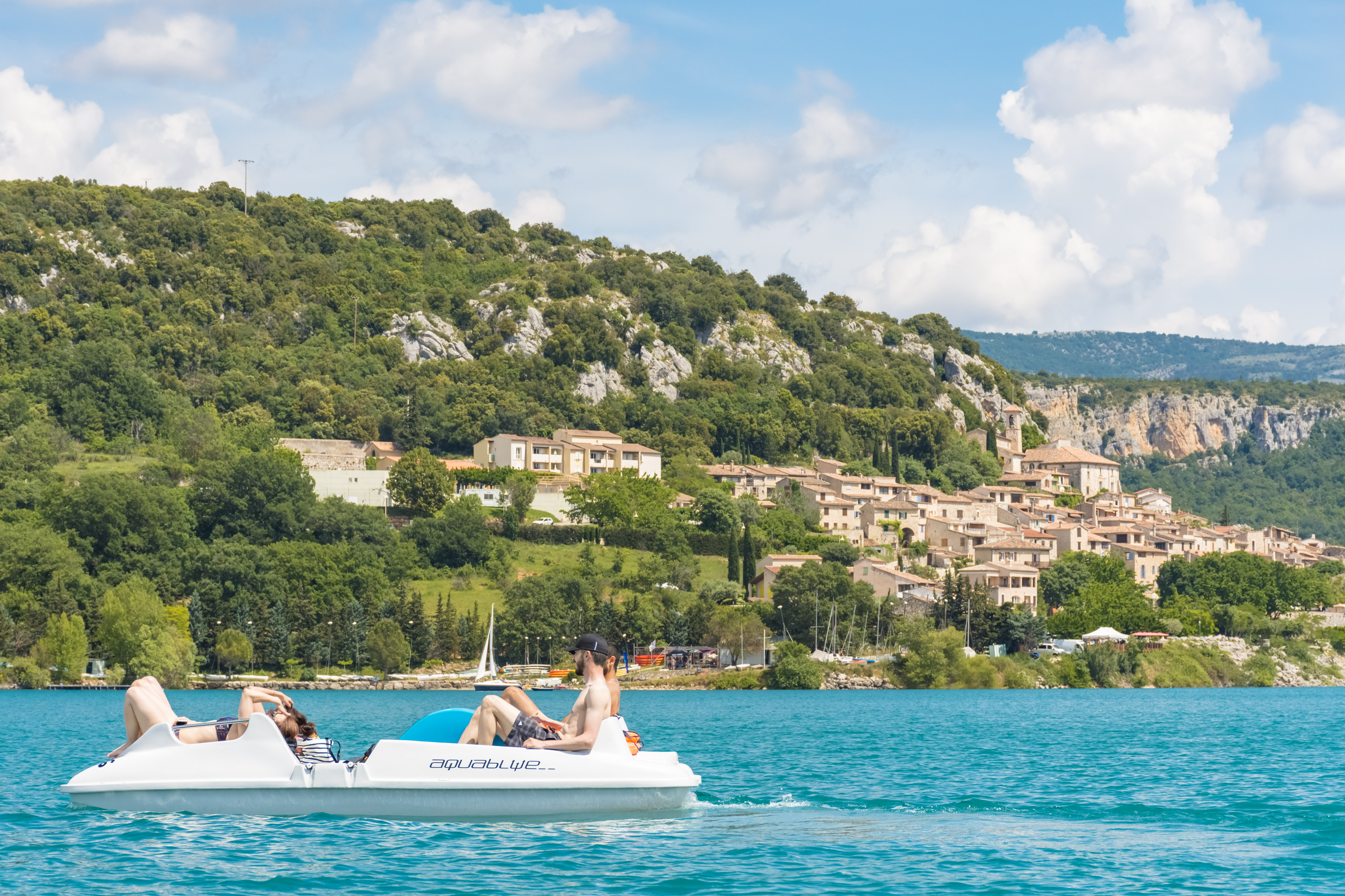 Activité nautique à Bauduen - Lac de Sainte-Croix