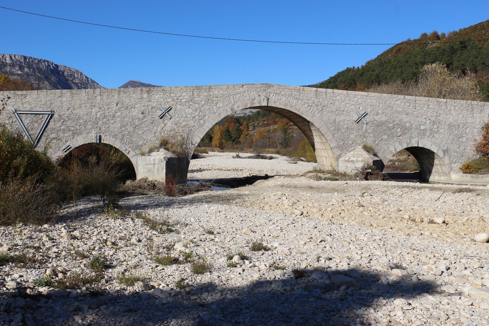 Vue générale - Pont de Trigance