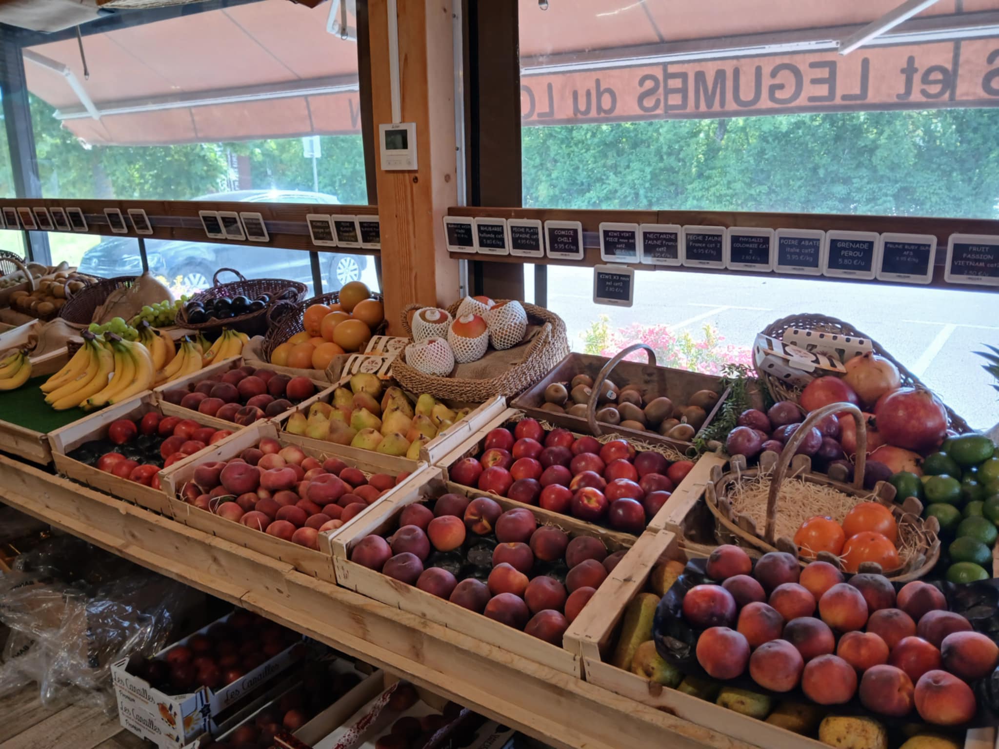 Banc de légumes - Fruits et légumes du Logis du Pin_La Martre