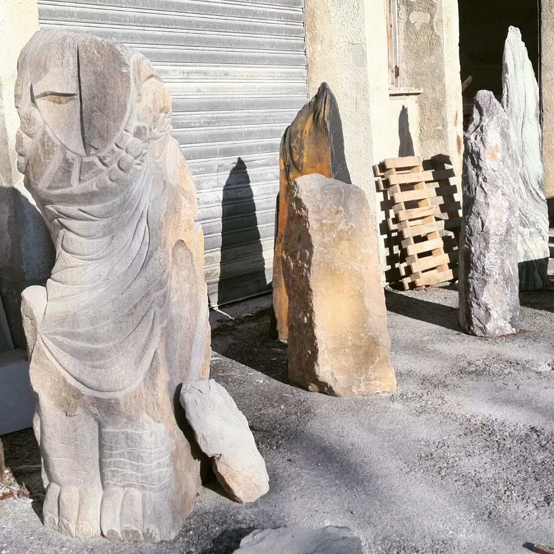 Monolithes - Artiste sculpteur graveur - Benjamin Vasapolli