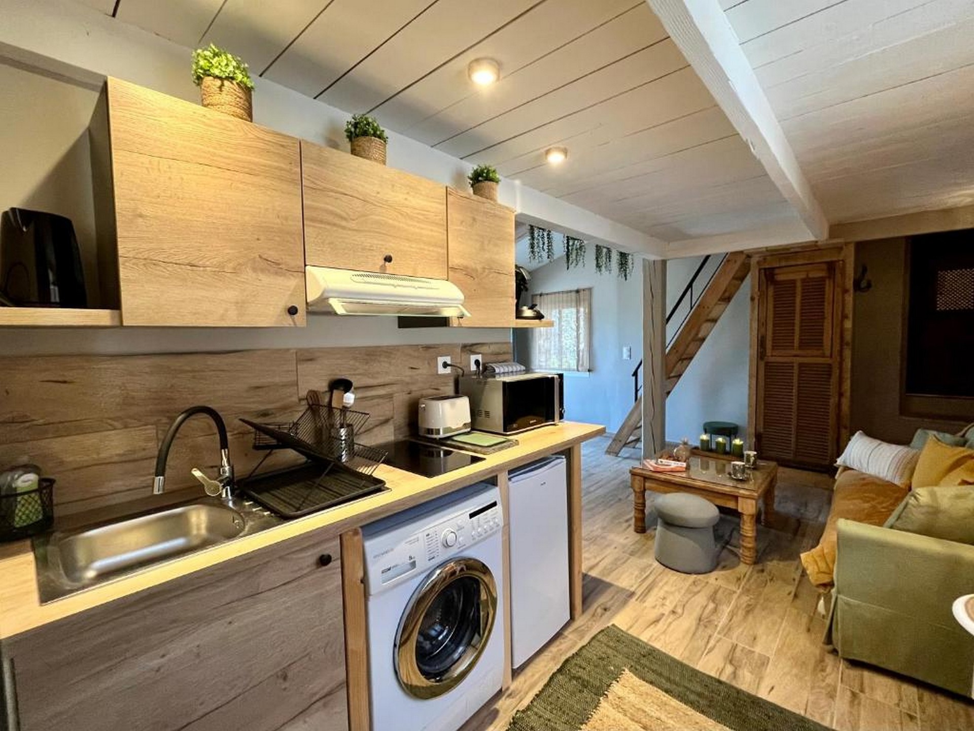 Coin cuisine - Chez Eddy et Caro : Gîte La Bohème_Trigance