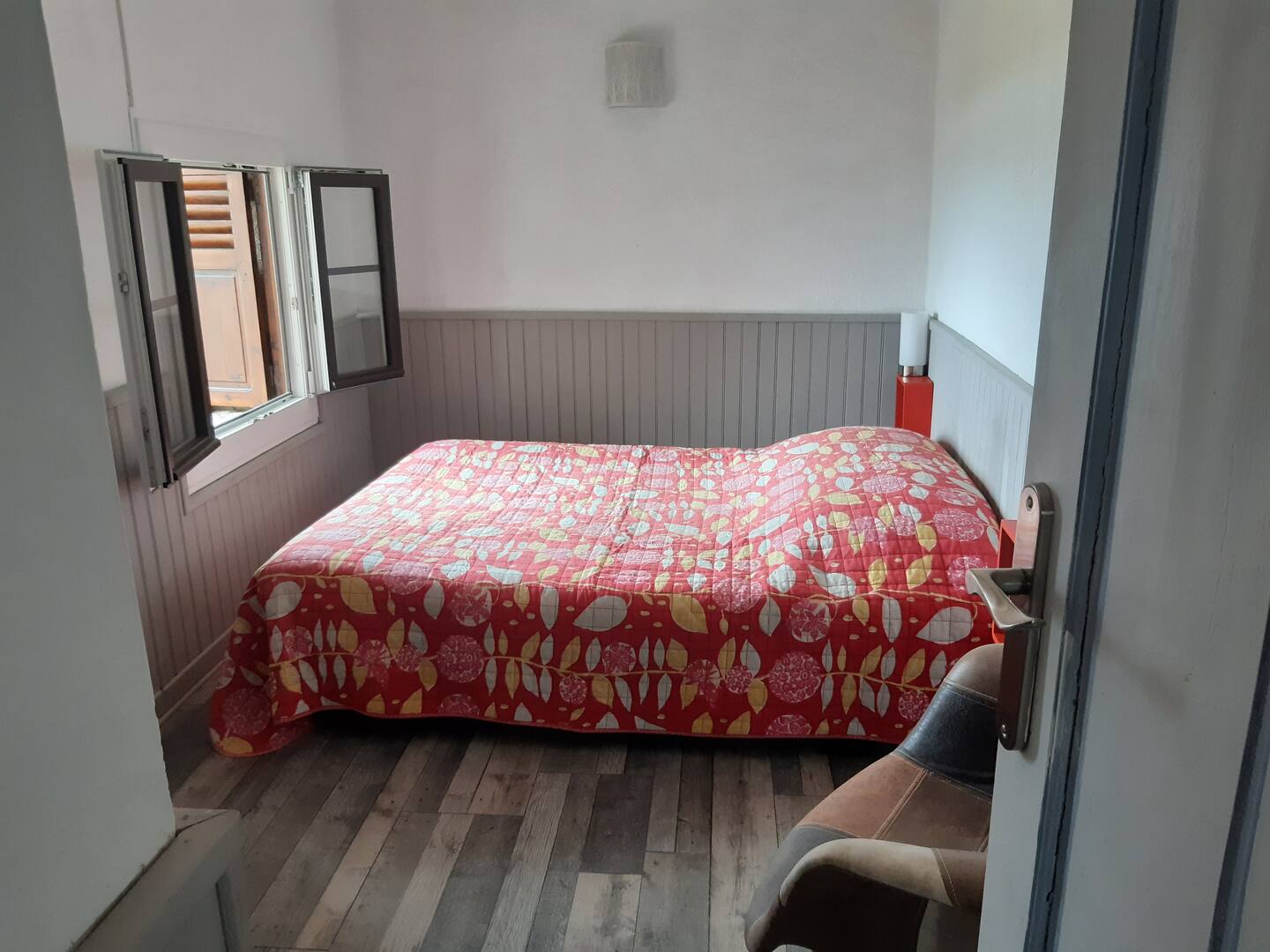 Chambre 1 - Joli pied-à-terre à Aiguines