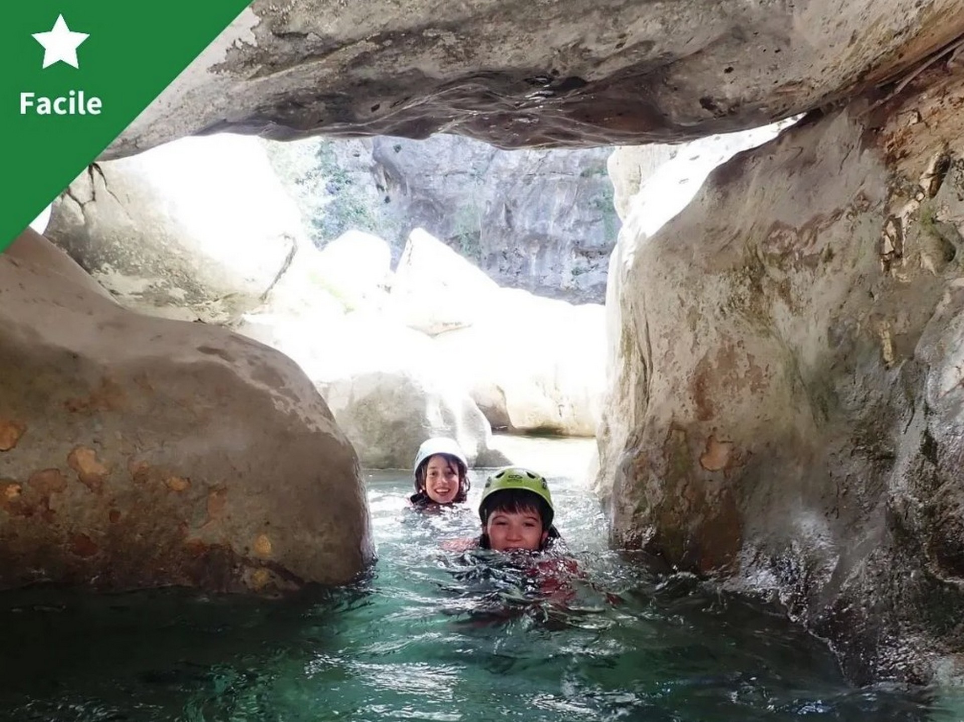 Passage dans le canyon - Canyoning avec Les Verdoniens_Trigance