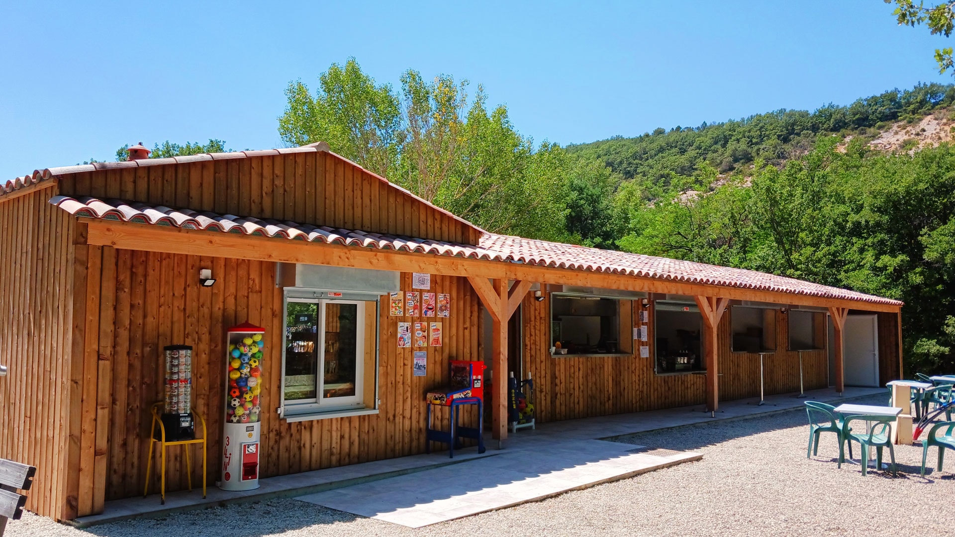 Snack-restaurant - Tikayan -Les Rives du Lac de Sainte Croix